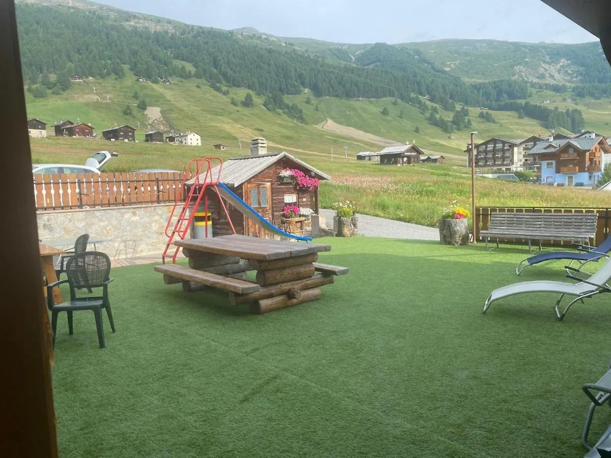 Baita Lorella Legno Livigno 0*,  Italy